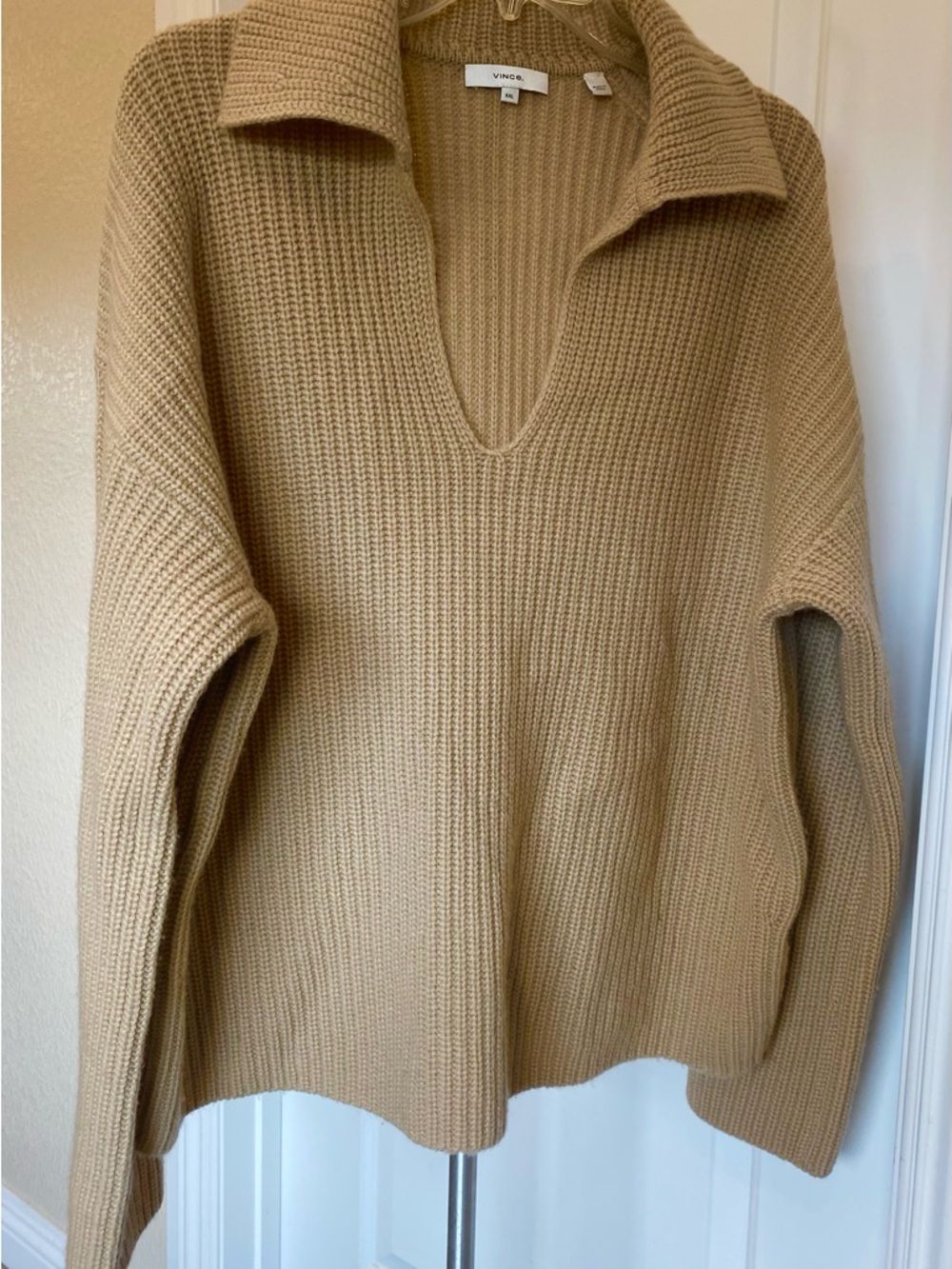 Vince Camel Ribbed V-Neck Collared Knit Sweater